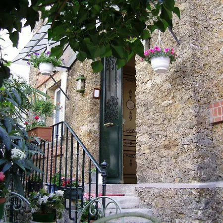 Hotel Windsor Home-2